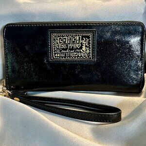 COACH Vintage Black Patent Leather Wristlet Continental Wallet Black/Gold Emboss